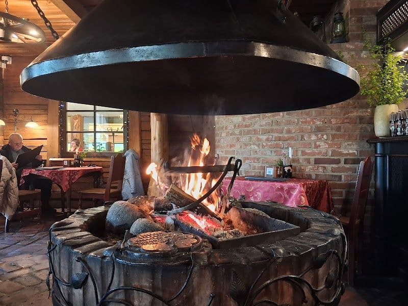 Karčema - Plungės r. sav. - Lithuania - Booked ai