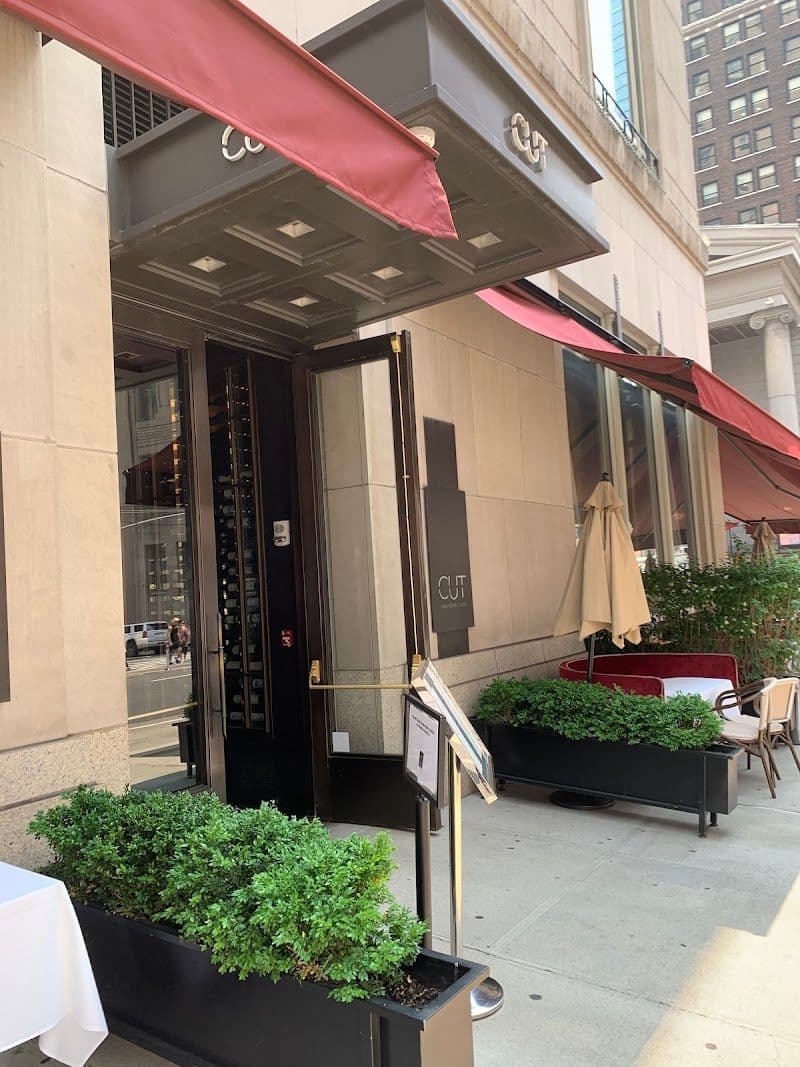 CUT by Wolfgang Puck - New York - USA - Booked ai