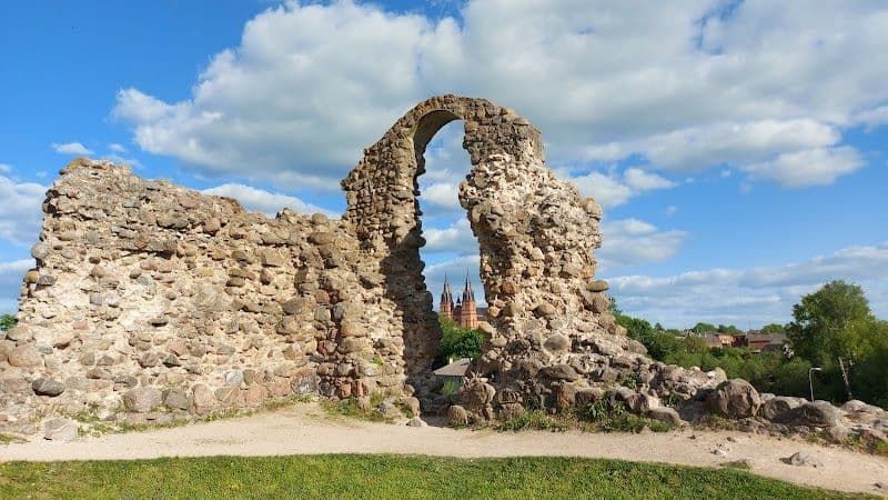 Rēzekne hillfort with the Livonian Order Castle ruins - Rēzekne - Latvia - Booked ai