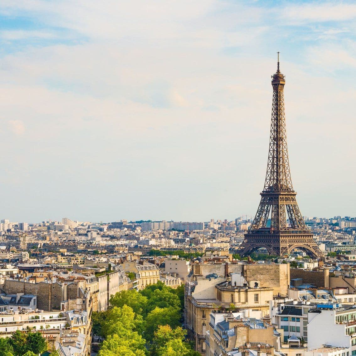 Is Paris Worth Visiting? Why the City of Light Captivates Every Traveler