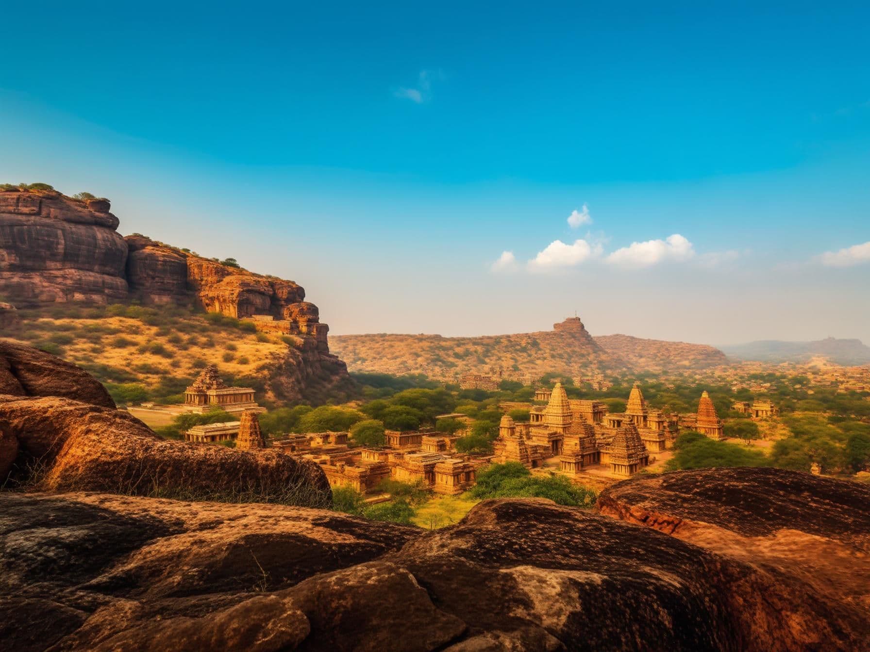 Badami Travel Guide: Best Time to Visit, How to Reach, and Accommodation Tips