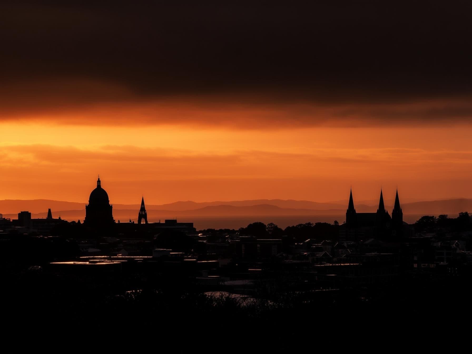 Dunedin Travel Guide: Flights, Hotels, and Insider Tips