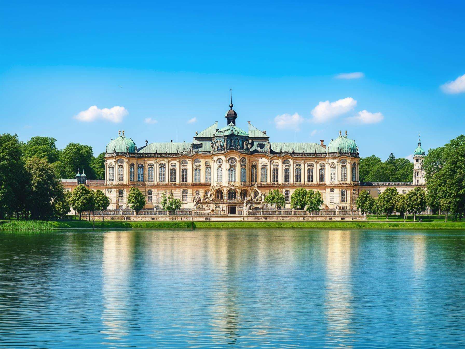 Exploring Schwerin: Top Hotels, Dining, and Attractions Guide