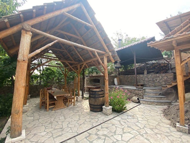 Yeganyans' Guest House and Wine Yard