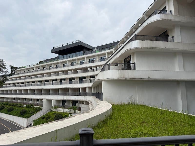 Fenghuang Jiangtian Resort Hotel