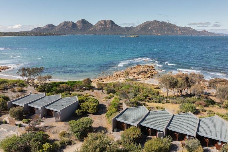 Edge of the Bay, Coles Bay