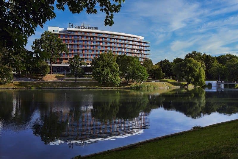 Crystal House Suite Hotel & SPA