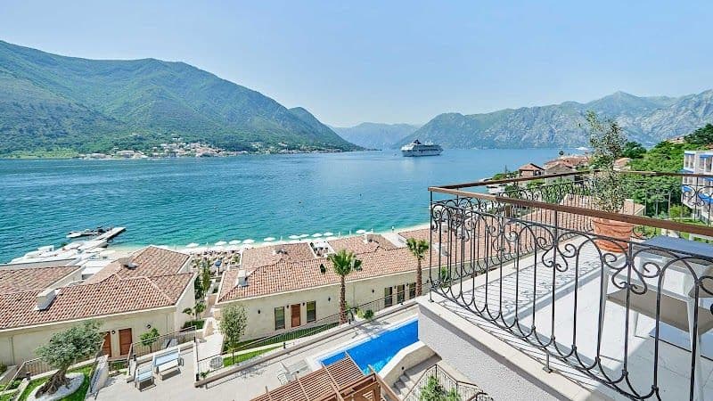 HUMA Kotor Bay Hotel and Villas
