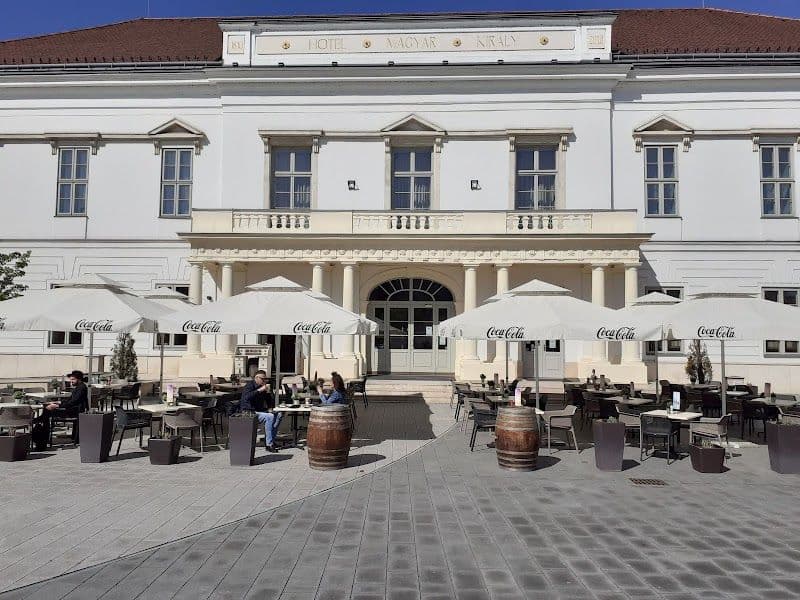 Mercure Hotel Magyar Király