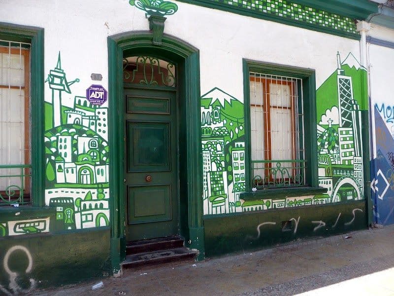 Stroll through Barrio Bellavista