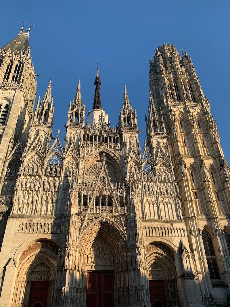 Explore Rouen Cathedral (Cathédrale Notre-Dame de Rouen)