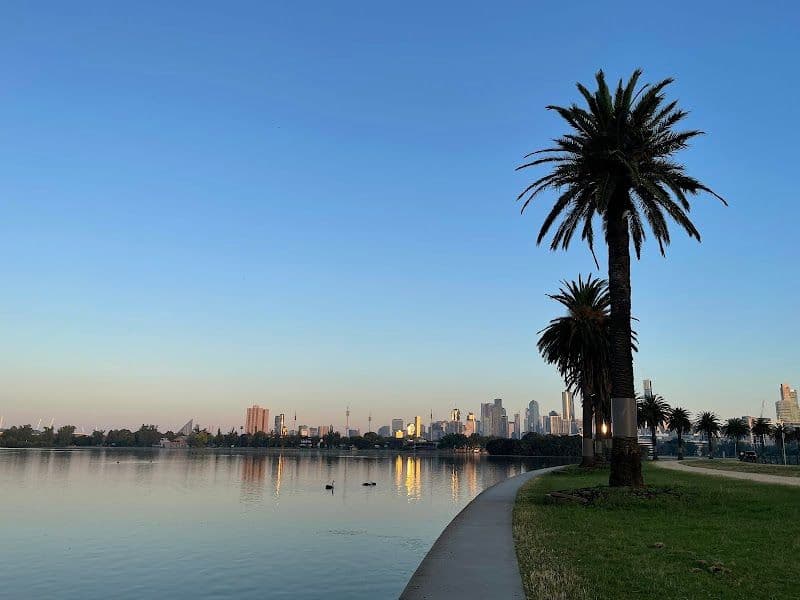 Albert Park Lake