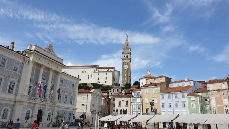 Explore Tartini Square