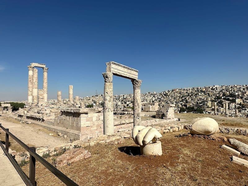 Visit the Citadel (Jabal al-Qal'a)