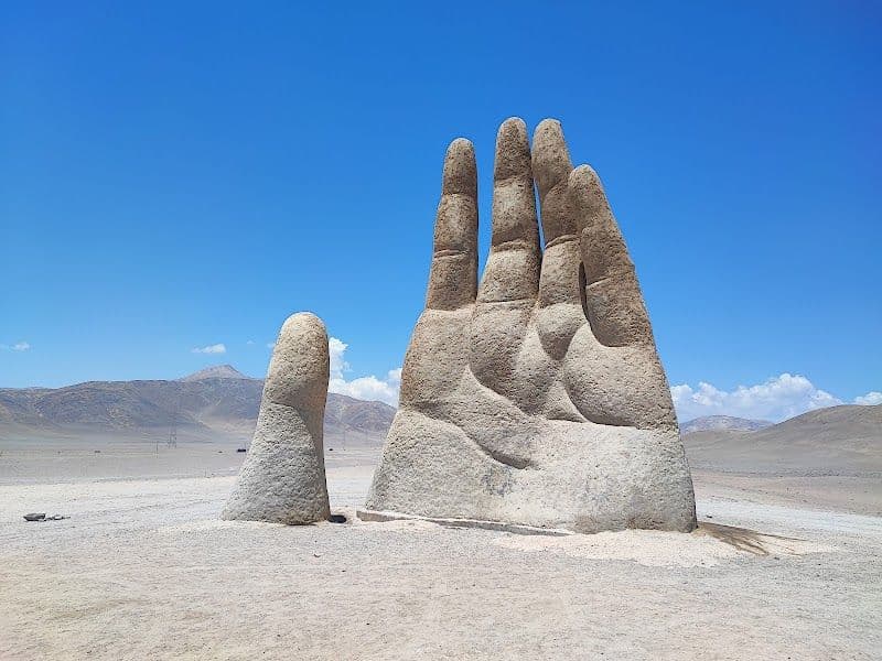 Hand of the Desert (Mano del Desierto)