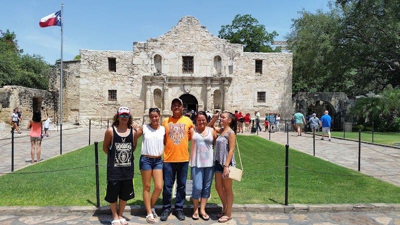 Visit The Alamo