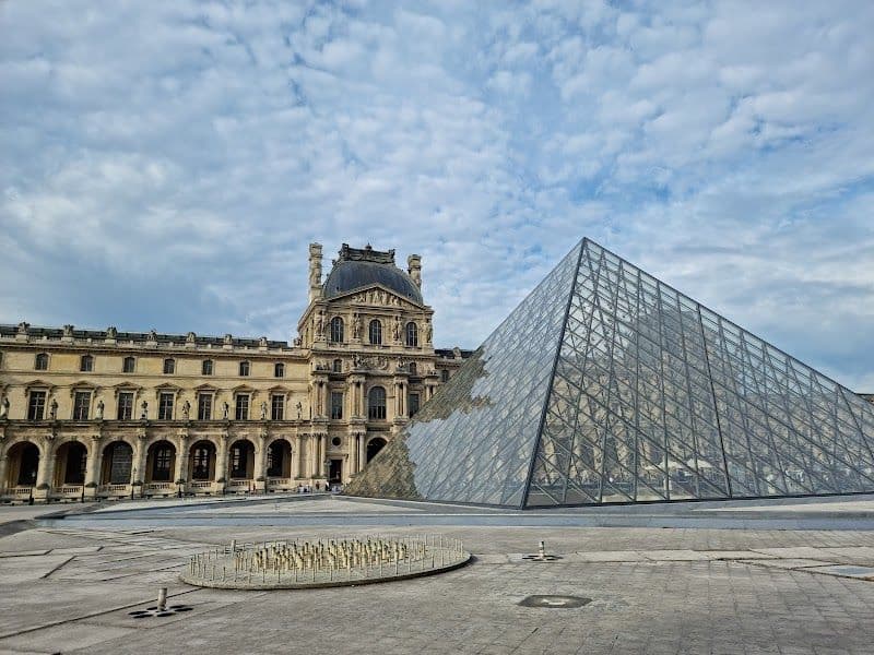 Louvre Museum Private Tour
