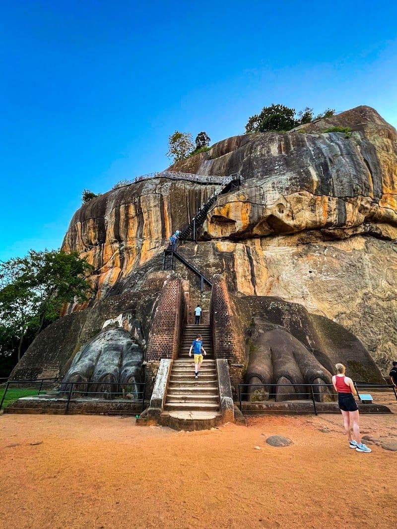 Sigiriya Lion's Rock Hike