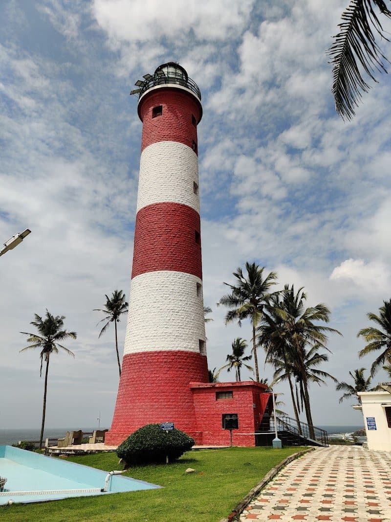 Visiting the Lighthouse at Light House Beach