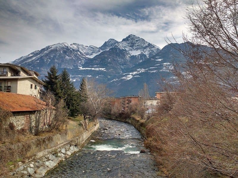 Explore the Arch of Augustus