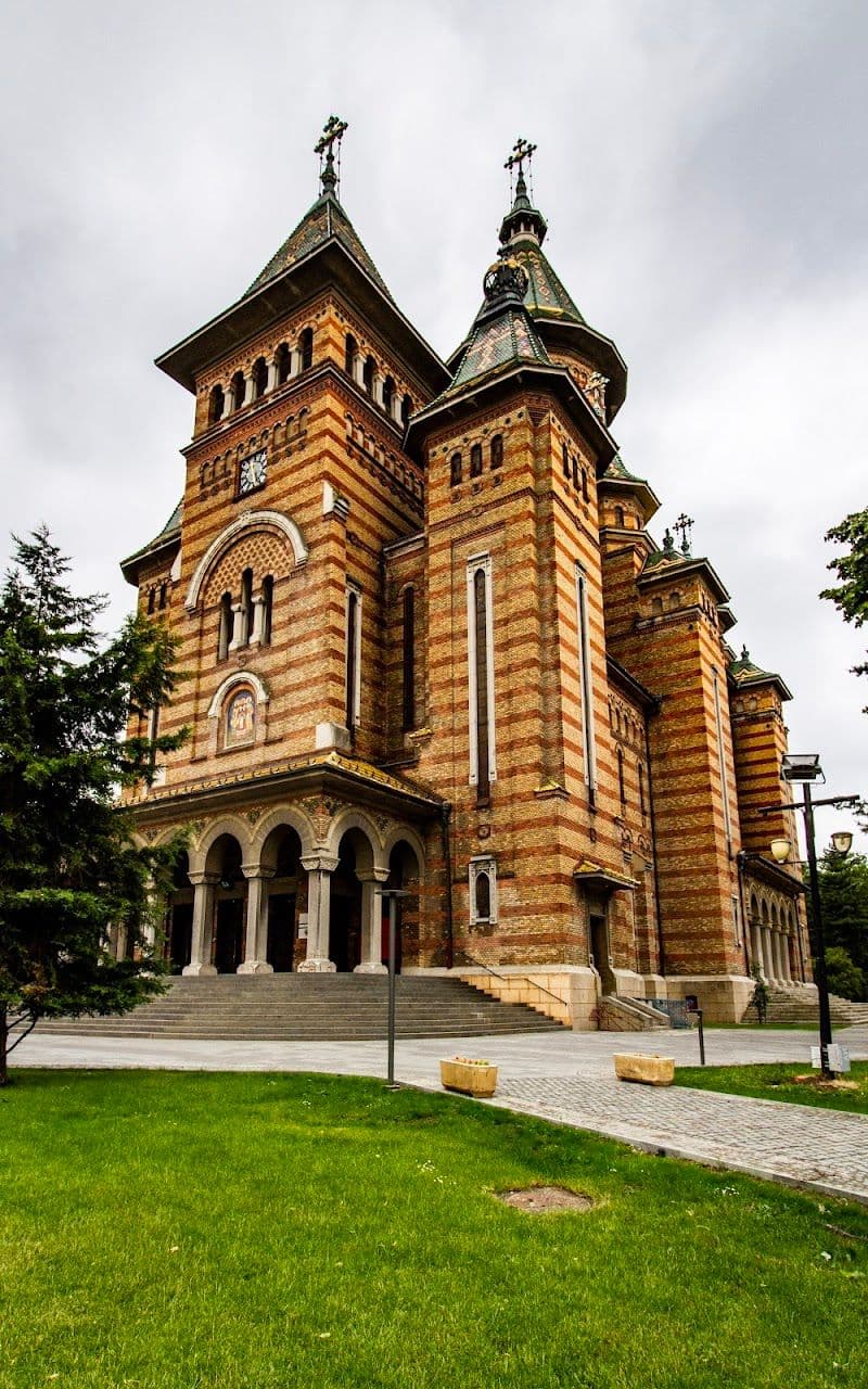 Visit the Timișoara Orthodox Cathedral