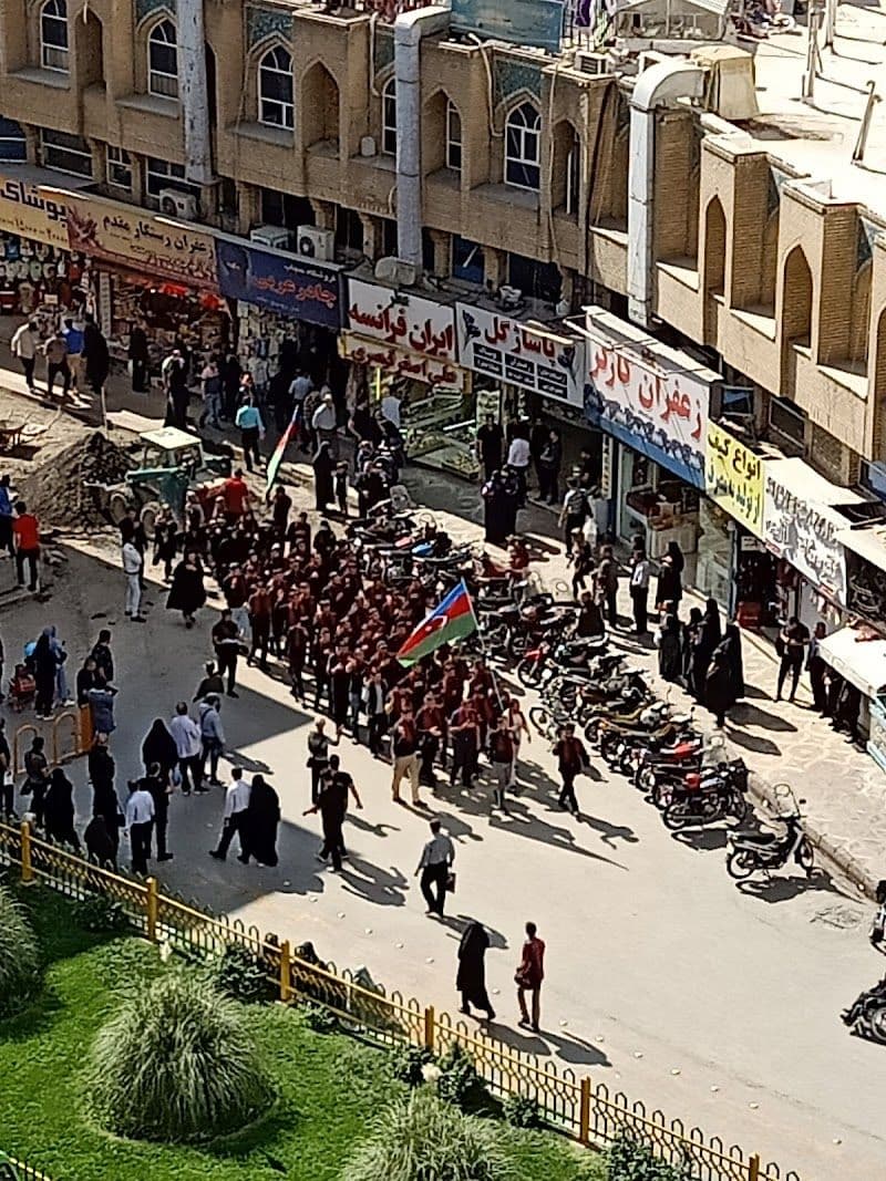 Explore the Bazaar Reza