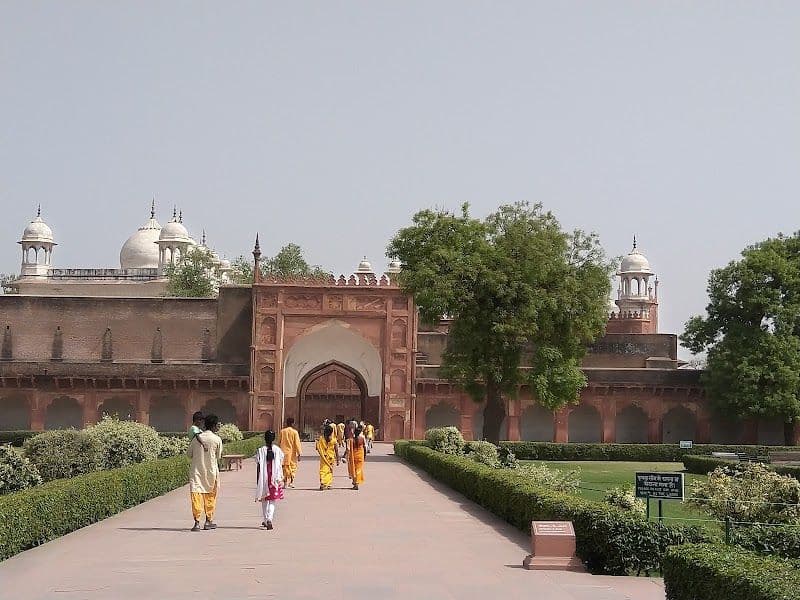 Visit the Red Fort