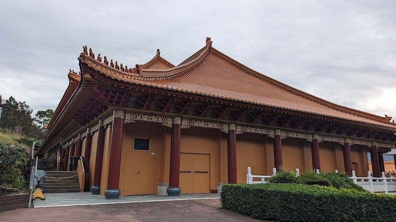 Explore the Nan Tien Temple