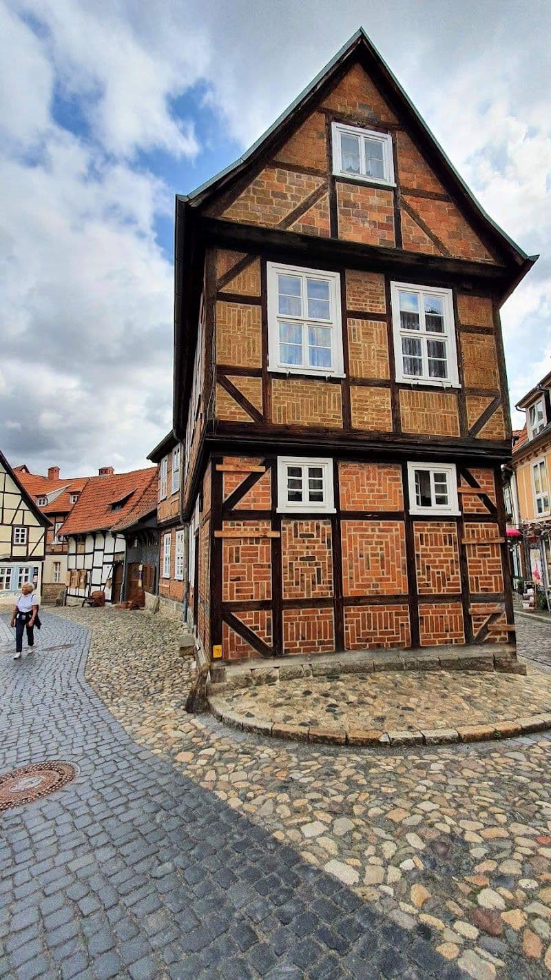 Tour the Lyonel Feininger Gallery