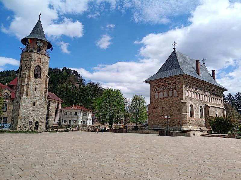 Visit the Stephen the Great Tower (Turnul lui Ștefan cel Mare)