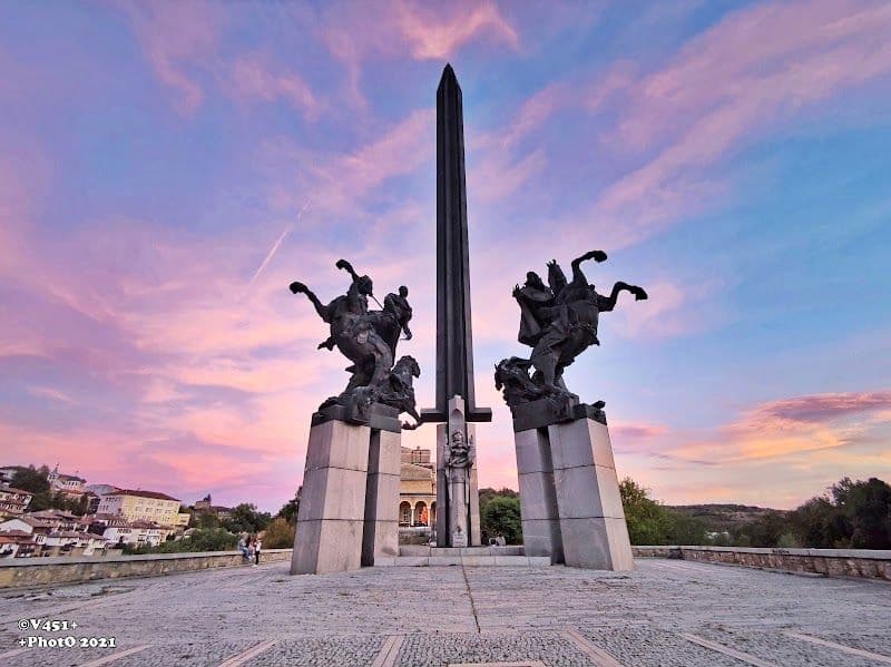 Asenevtsi Monument and Art Gallery