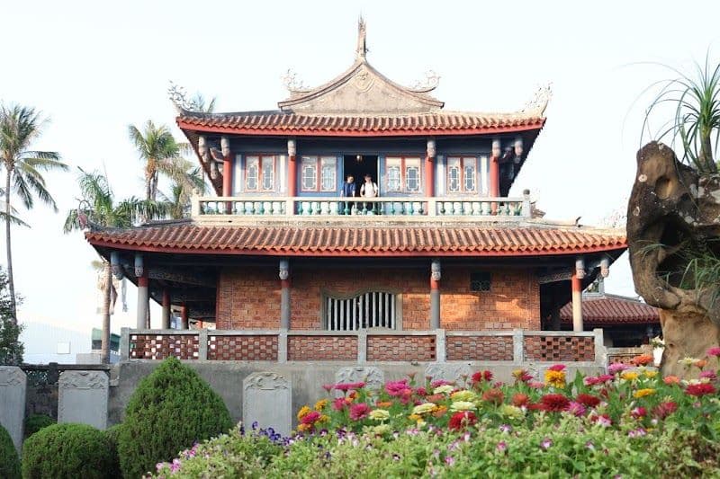 Explore Chihkan Tower (Fort Provintia)