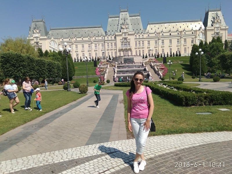 Visit the Palace of Culture