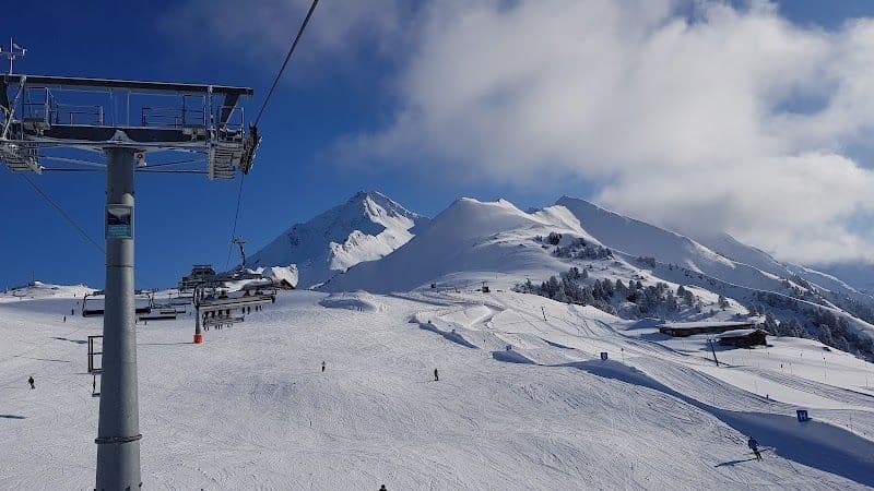 Skiing and Snowboarding at Penken and Ahorn Mountains