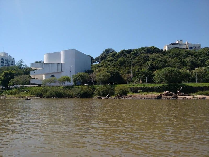 Visit Fundação Ibere Camargo