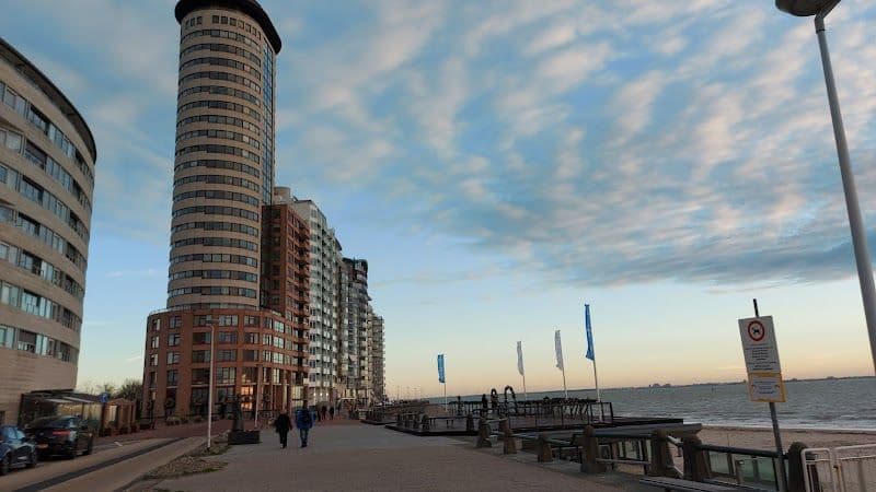 Stroll along the Boulevard of Vlissingen