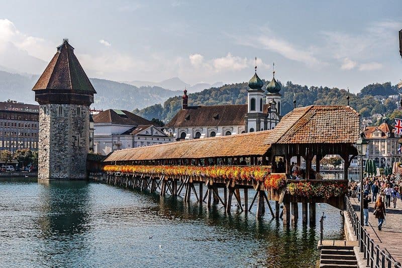 Visit the Chapel Bridge Kapellbrücke and Water Tower