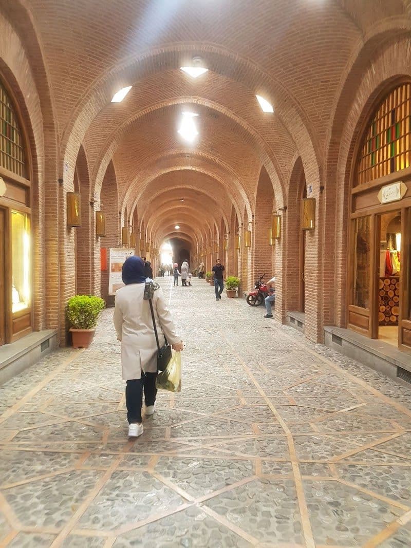 Walk through the Sa’d al-Saltaneh Caravanserai