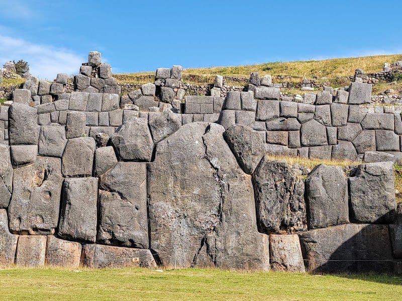 Discover the Sacsayhuamán Archaeological Site
