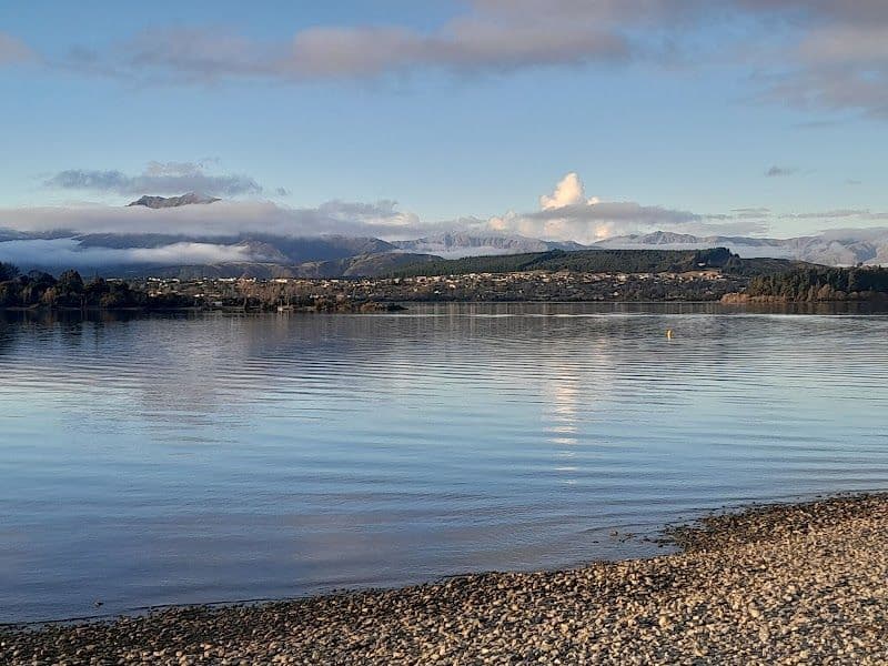 Lake Wanaka Scenic Walks