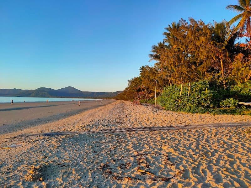 Four Mile Beach Relaxation