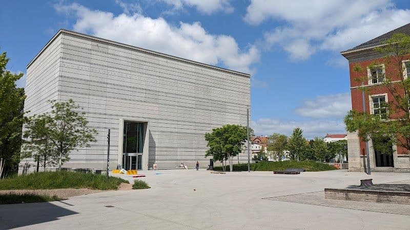 Visit the Bauhaus Museum