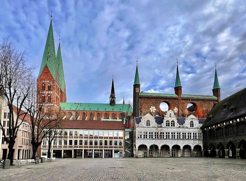 Explore the Lübeck Old Town (Altstadt)
