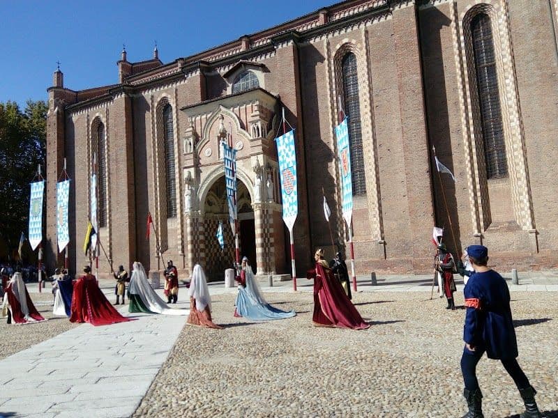 Visit the Cathedral of Asti (Cattedrale di Santa Maria Assunta)