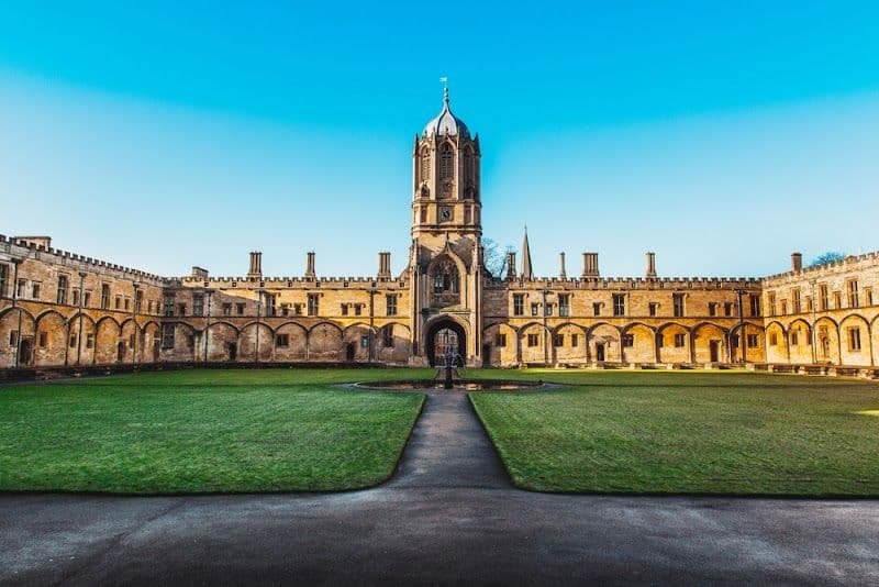 Visit the University of Oxford and its historic colleges
