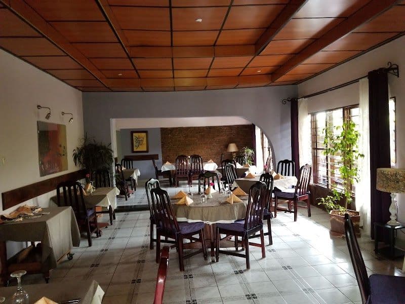 Épicurien Restaurant