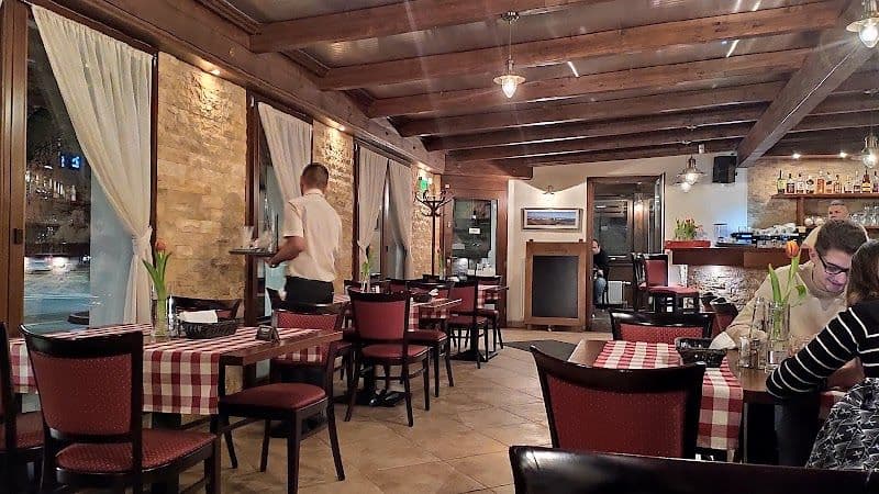 Rozmaring Restaurant