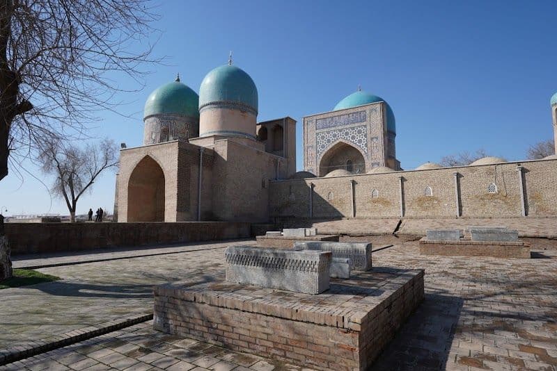 Kok Gumbaz Chaikhana