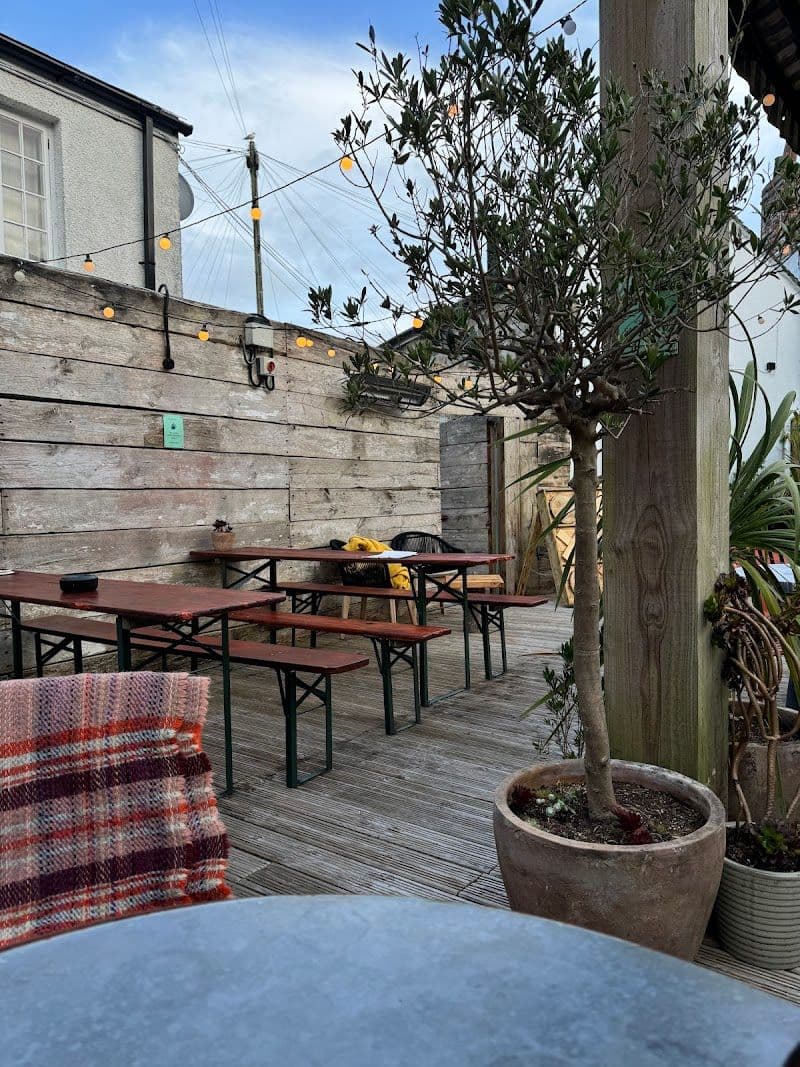 Artist Residence Clubhouse