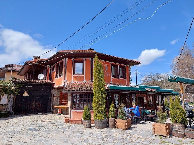 Chuchura Tavern